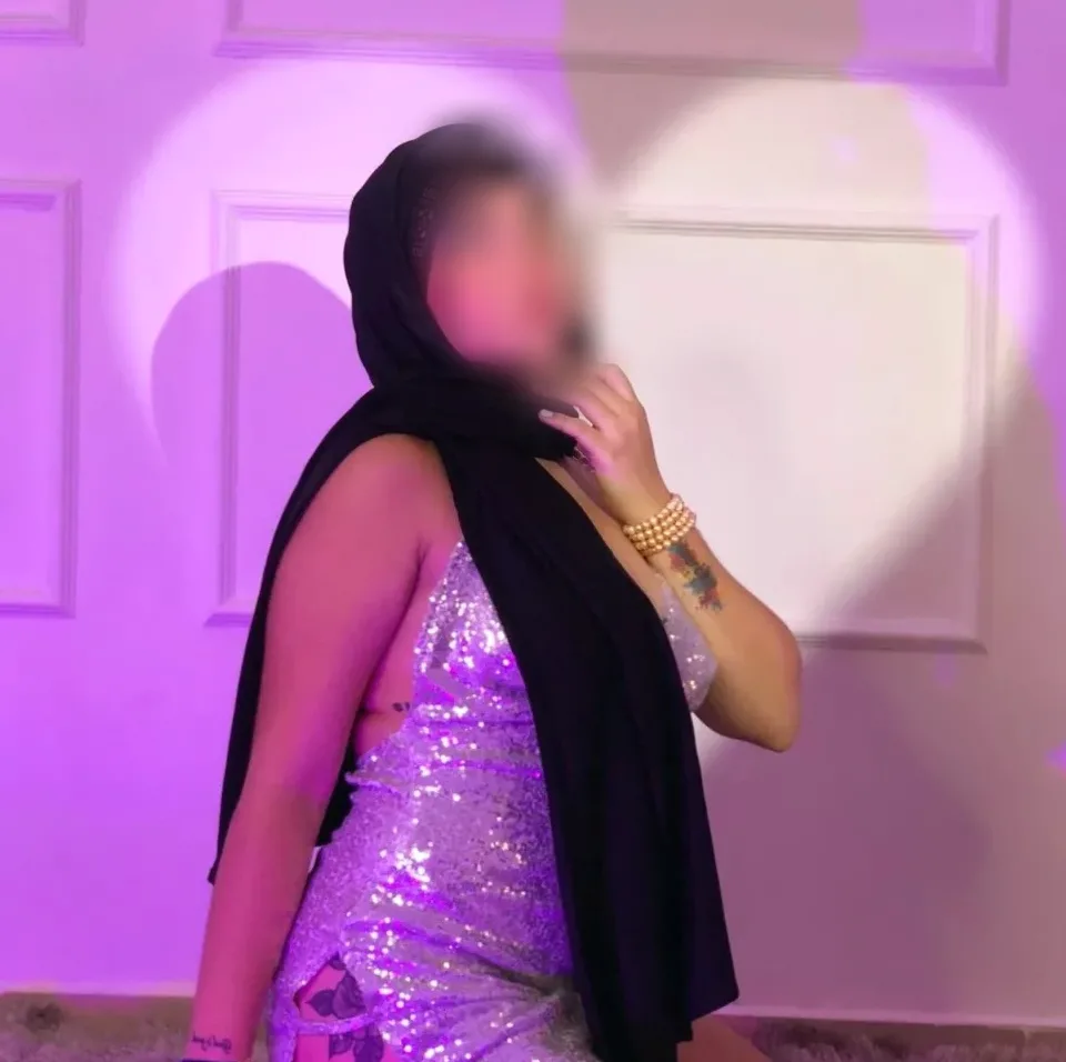 Carina, 24